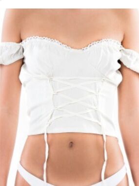 BAMBA White Off-Shoulder Lace-Up Crop Top